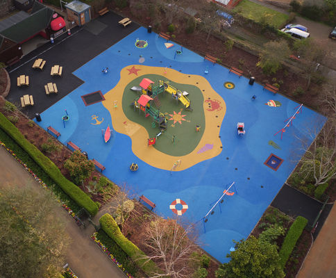 Pista de carreras de goma EPDM de color personalizado con excelente durabilidad y resistencia a los rayos UV