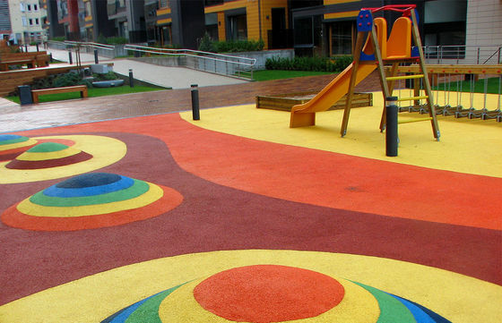 Vibrante EPDM de caucho personalizado pista de carreras fácil de instalar excepcional flexibilidad climática