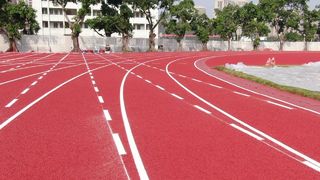 Rendimiento de pista de atletismo transpirable